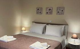 Filanthis Inn